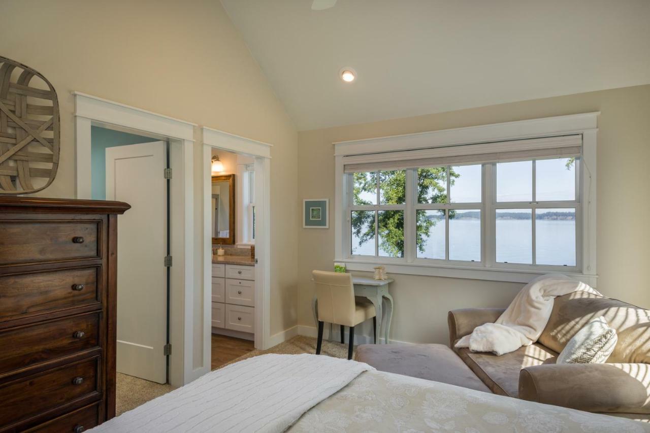 Orcas Beach Cottage Eastsound ภายนอก รูปภาพ